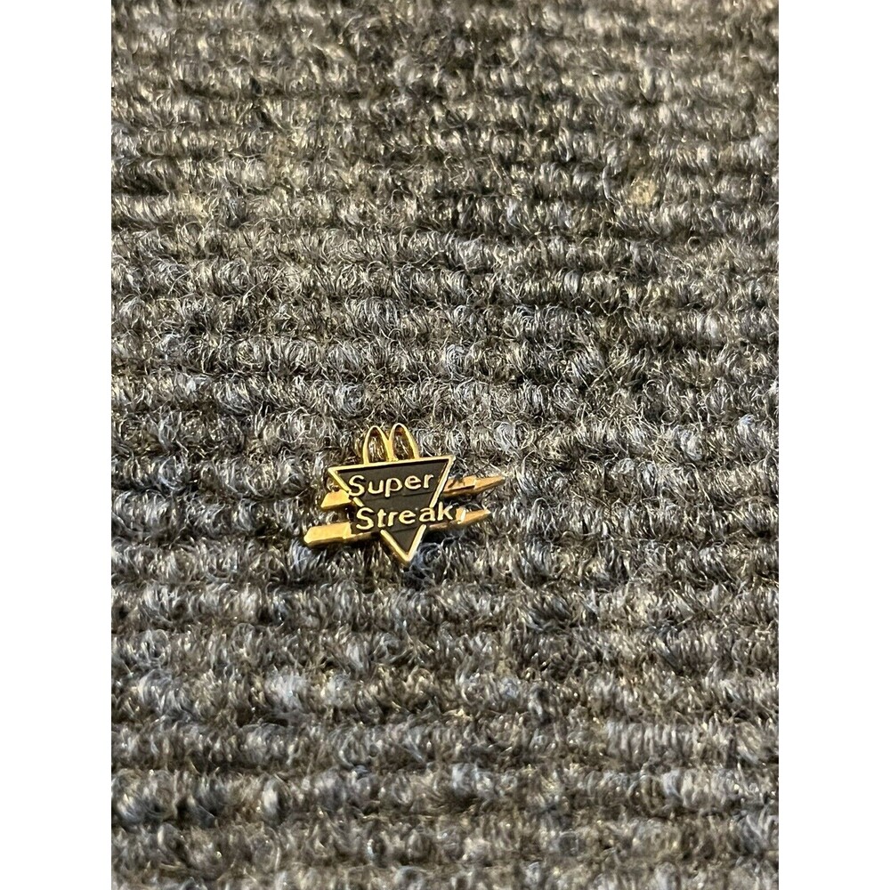 McDonald’s‎ Super Streak Employee Lapel Hat Pin